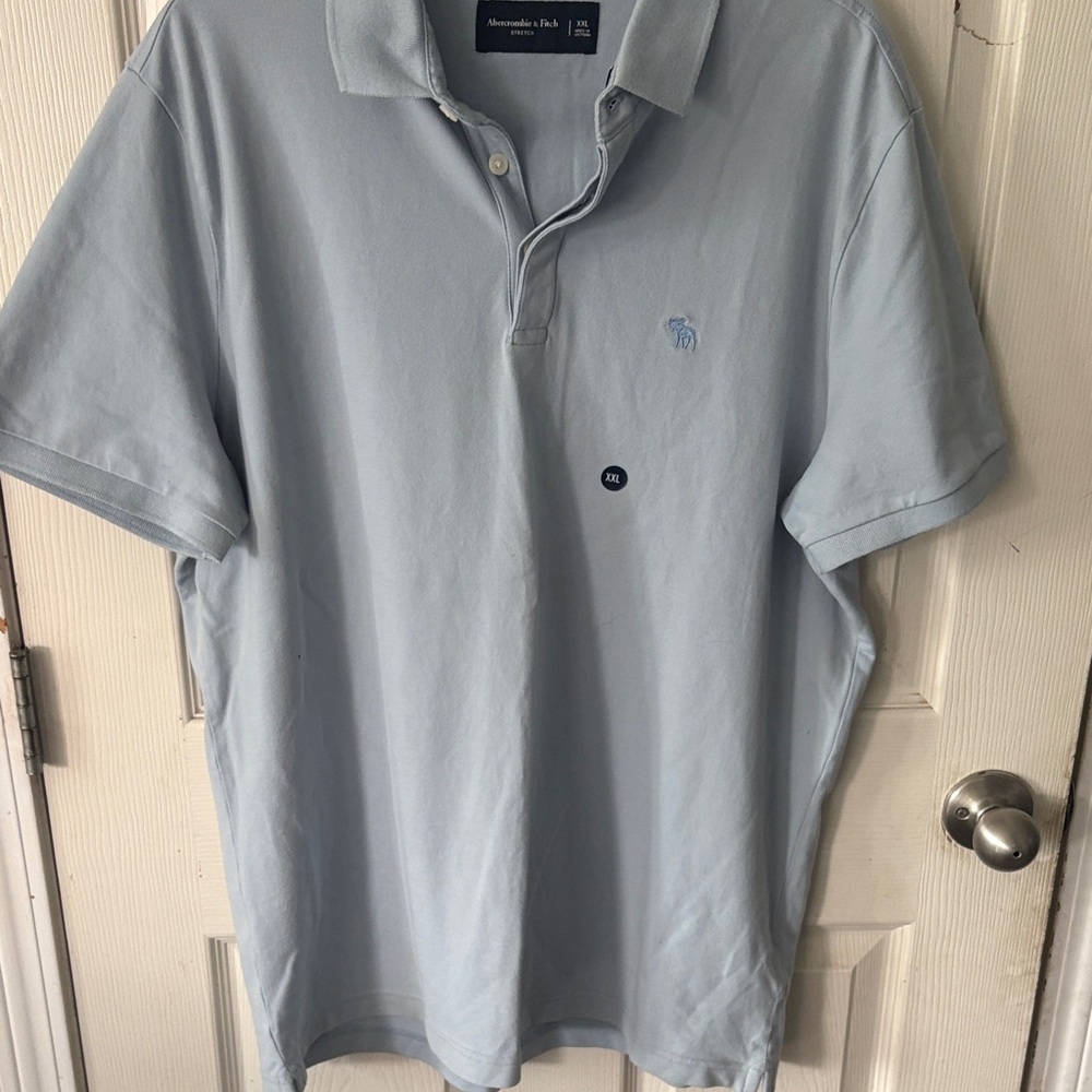 NWT’s Men’s Abercrombie and Fitch stretch polo shirt. Size XXL